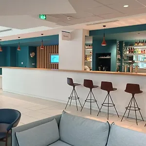 Hotel Express Centre By Ihg ***